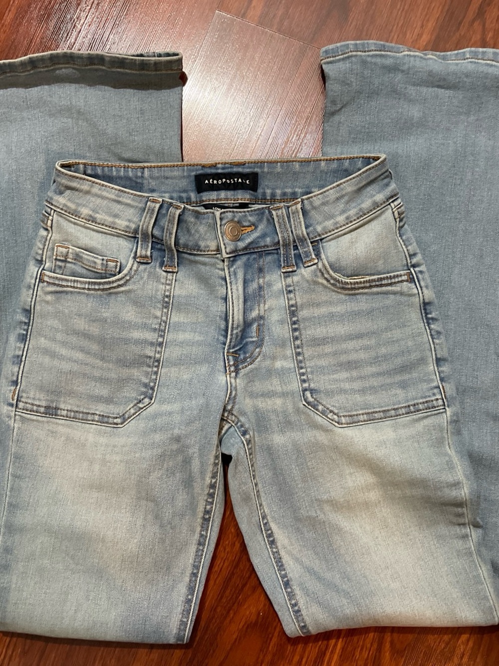 Aeropostale Women’s Light Wash Flared Jeans
